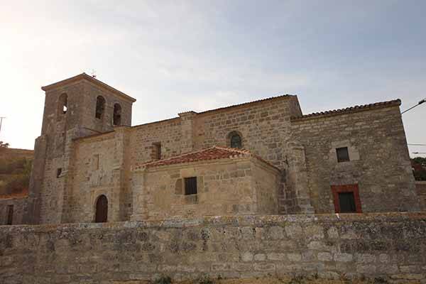 Iglesia de Santiago Apóstol, de estilo renacentista.