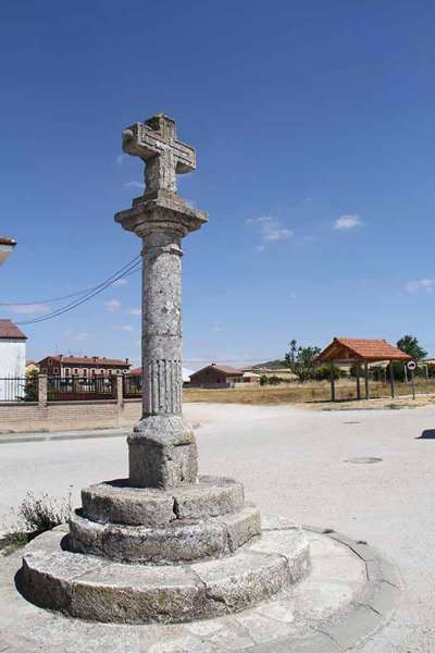 Crucero de piedra.